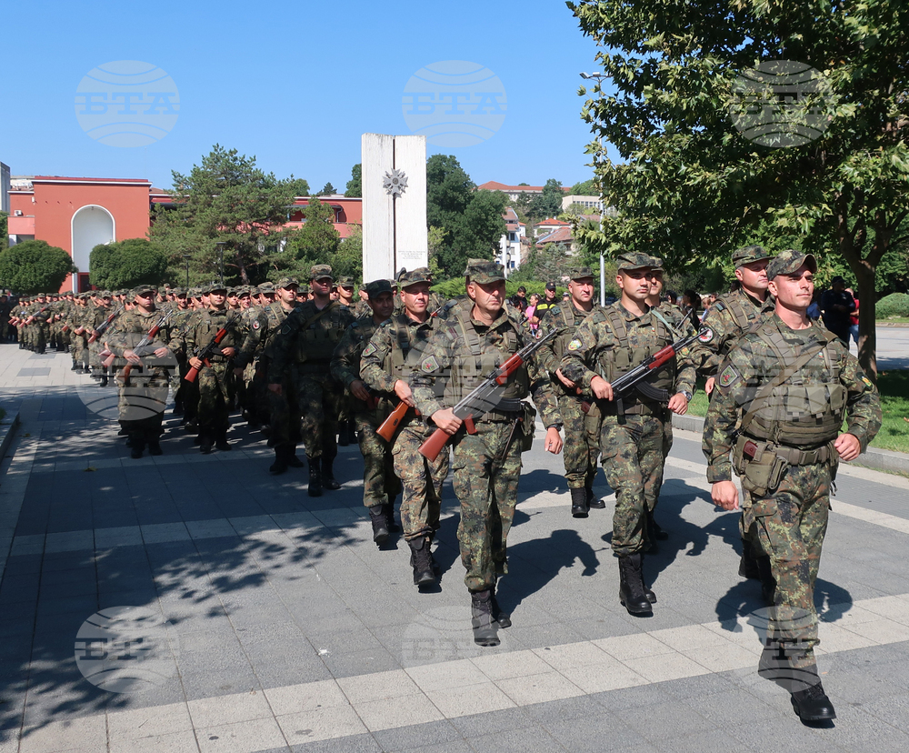 Плевен - военен контингент - изпращане