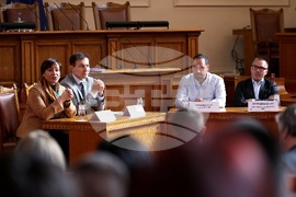 Форум „Младите хора и Европа: ИзползвайГласаСи”