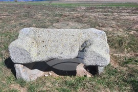 Село Алино - саркофаг „Момата“