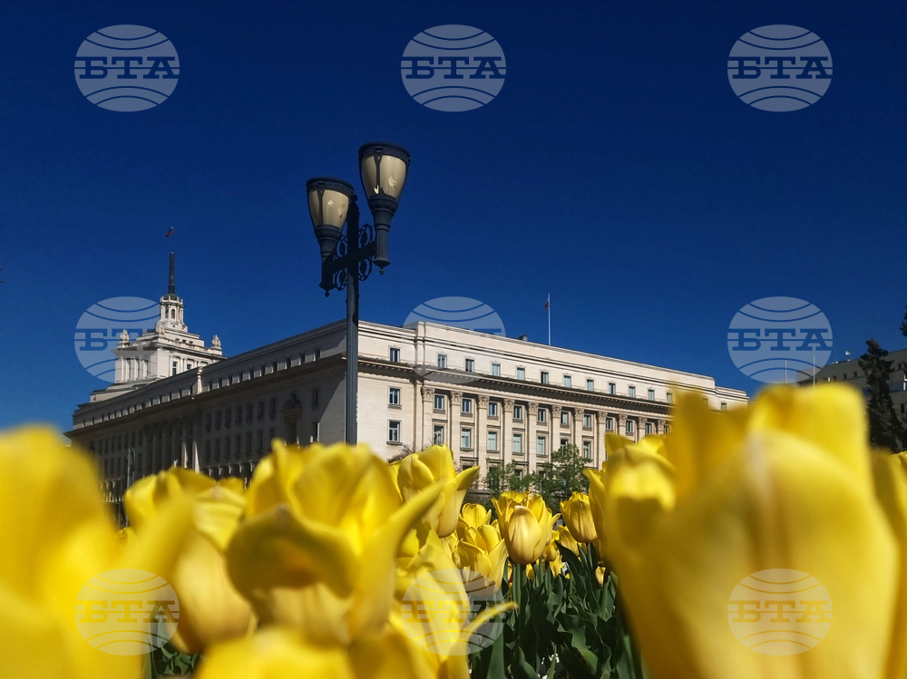 Пролет