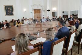 Народно събрание - законодателно проучване - сектор пчеларство и защитата на пчелите