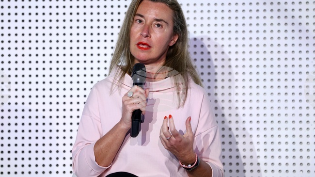 Задържането на Федерика Могерини и на още двама италианци налива масло в огъня на противоборството между левите и десните в Италия