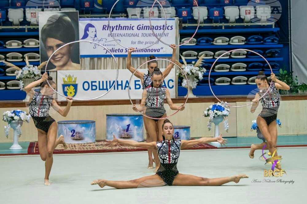 Нова титла за ансамбъла и общо четири медала за България в първите три финала на уредите на Световната купа по художествена гимнастика в Клуж