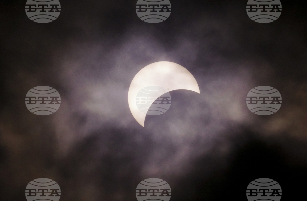  Луната и Слънцето ще бъдат в центъра на вниманието през 2026 г., предстои и Парад на планетите