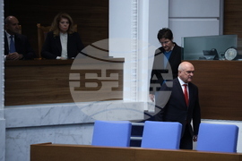 Парламент - служебен кабинет - клетва