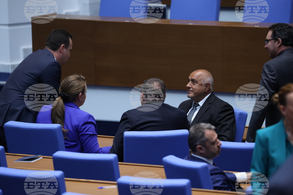 Парламент - служебен кабинет - клетва