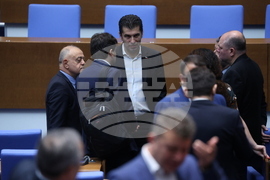 Парламент - служебен кабинет - клетва