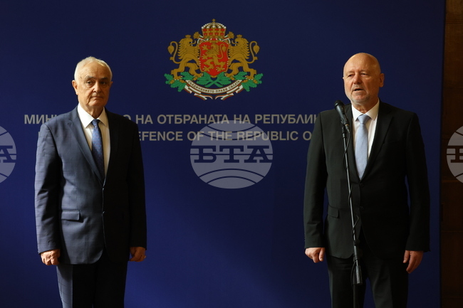 Министерство на отбраната - Тодор Тагарев - Атанас Запрянов