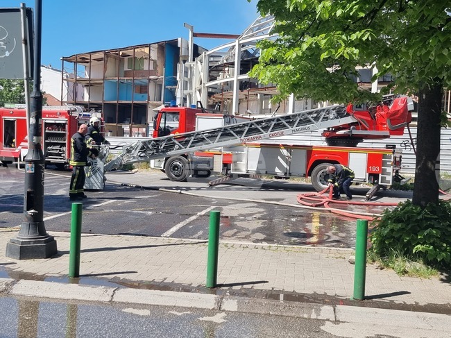 Република Северна Македония - пожар в "Универсална зала" в Скопие