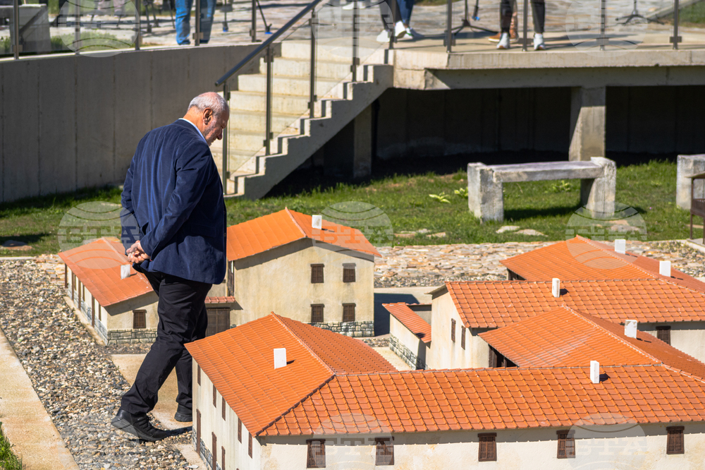 Казанлък - комплекс „Долината на тракийските царе“ - откриване