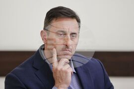 Министерство на финансите - пресконференция - Румен Спецов