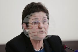 Министерство на финансите - пресконференция - Людмила Петкова