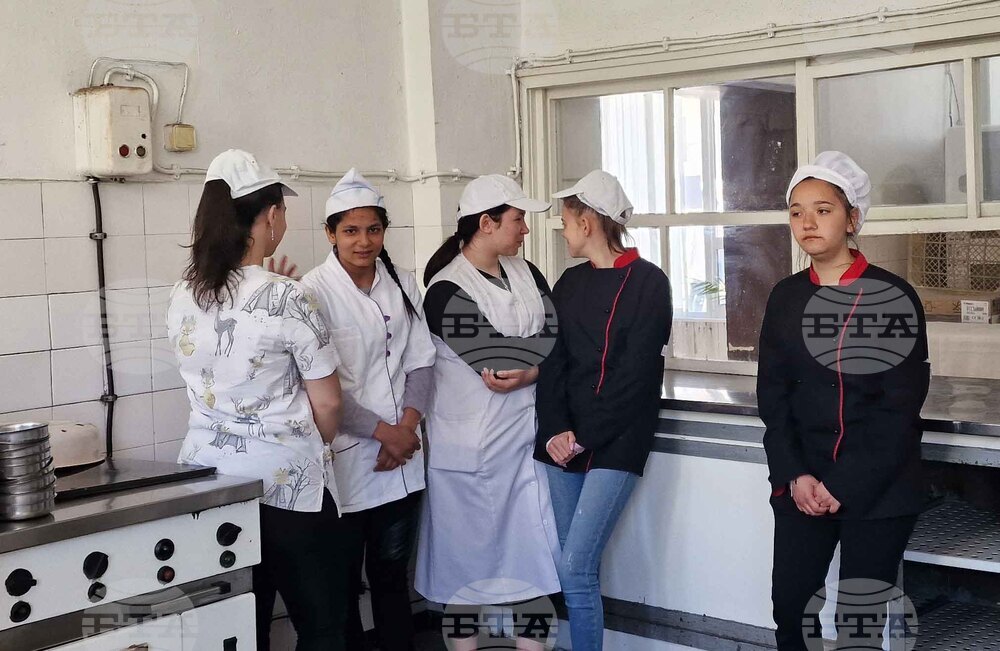Смолян - приготвяне на дивечово месо - демонстрация