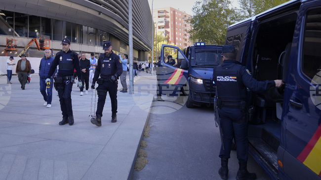 Испания арестува десетки заподозрени членове на престъпната група "Черна брадва"