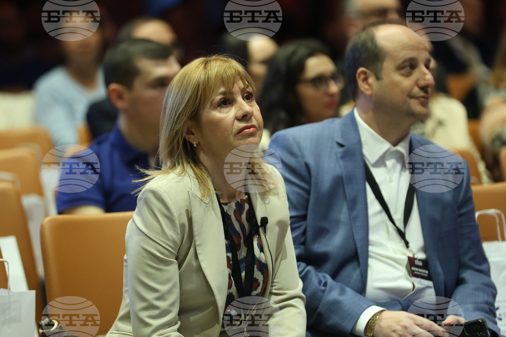 Форум „Открий пътя към финансовия успех"