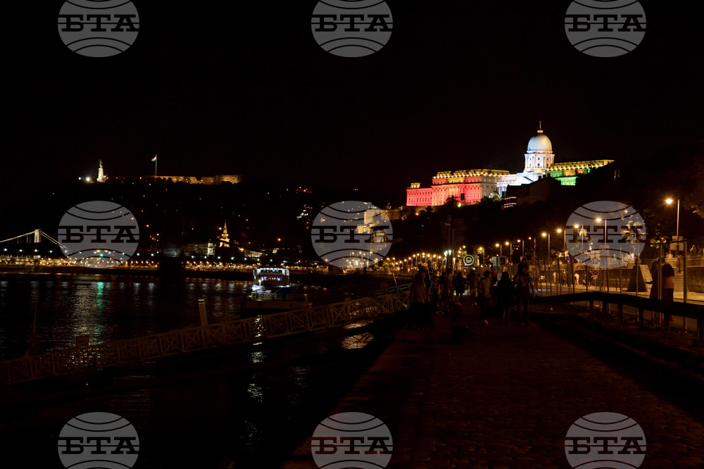 МТИ: Унгарското правителство ще разпредели допълнителни 4 трилиона форинта на семействата