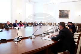 Народно събрание - Комисия по икономическа политика и иновации