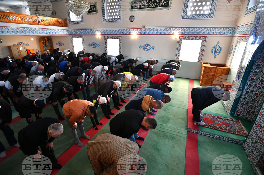 Bulgaria’s Muslims Celebrate Ramadan Bayram