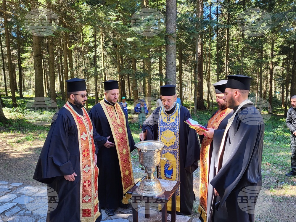 Курортен комплекс „Боровец“ - водосвет - храм „Преображение Господне“
