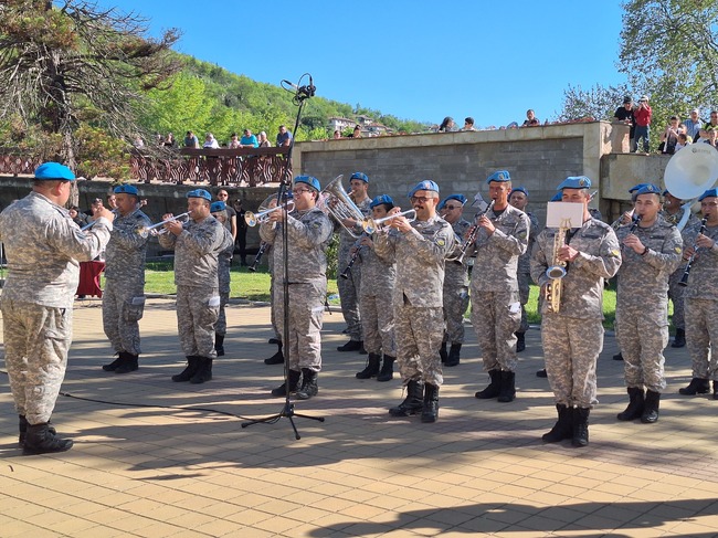 С тържествен ритуал Ловеч отпразнува 45 години от полета на първия български космонавт