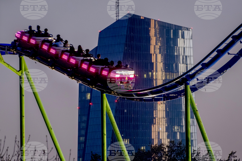 Очакванията на анализаторите за инфлацията в еврозоната остават стабилни, отчита ЕЦБ