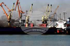 Бургас - пристанище - товари - обработка