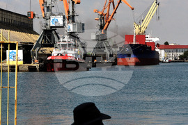 Бургас - пристанище - товари - обработка