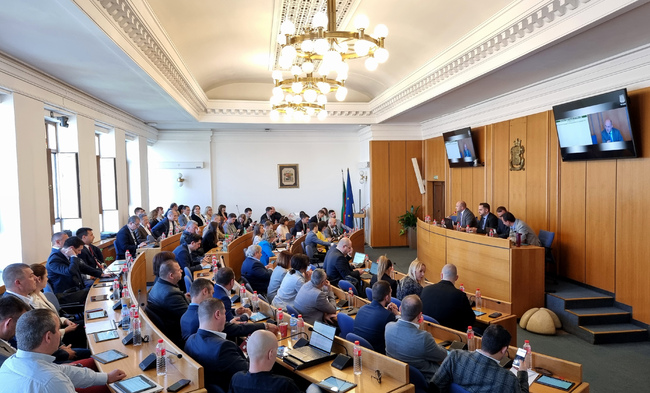 Председателят на СОС предлага общинският съветник Благовест Георгиев да бъде освободен от всички заемани позиции към момента