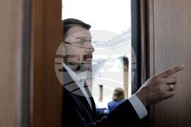 Парламент - заседание