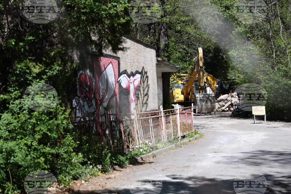 Стадион "Българска армия" - демонтаж