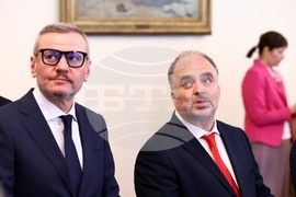 Служебно правителство - първо заседание