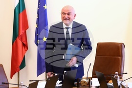 Служебно правителство - първо заседание