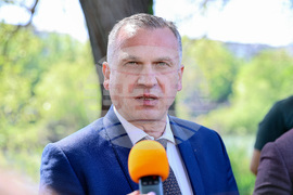 Пловдив - река Марица - речно корито - почистване