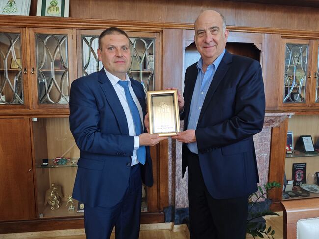 Община Плевен: Посланик Мертен посети община Плевен