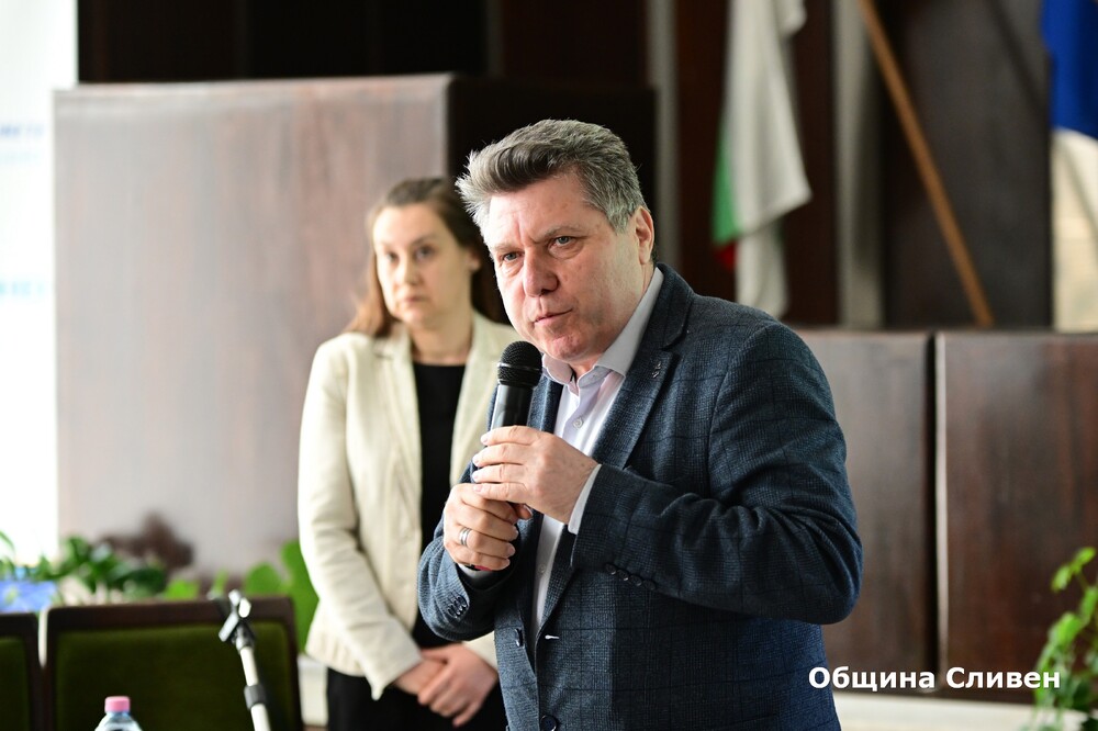 Община Сливен: Обсъдиха последните 2 концепции за интегрирани териториални инвестиции, в които Община Сливен е партньор