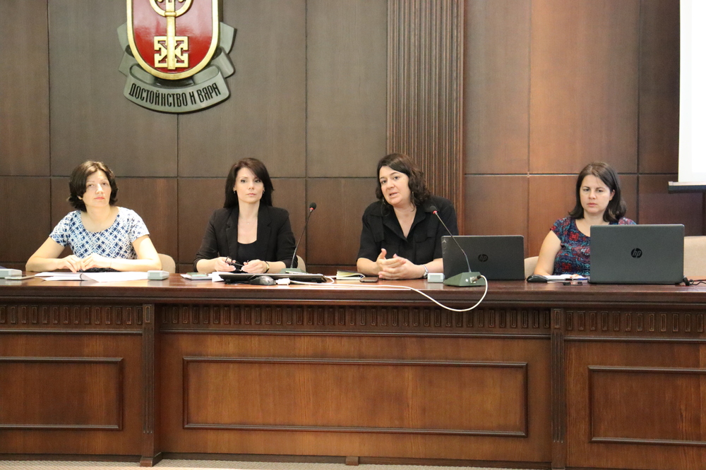 Проектът на „Стратегия за развитие на образованието в община Хасково 2022-2027“  бе представен днес в Община Хасково