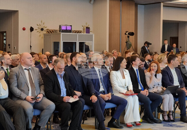 Партия "Възраждане" - "Новите лидери на Европа" - конференция