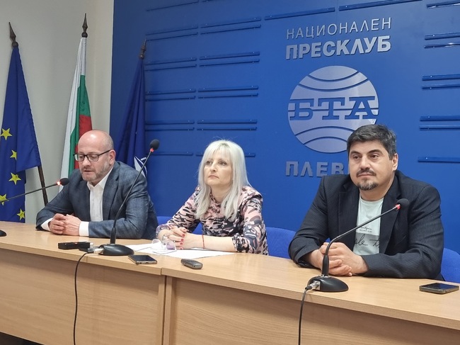 Пресконференция на евродепутата Радан Кънев