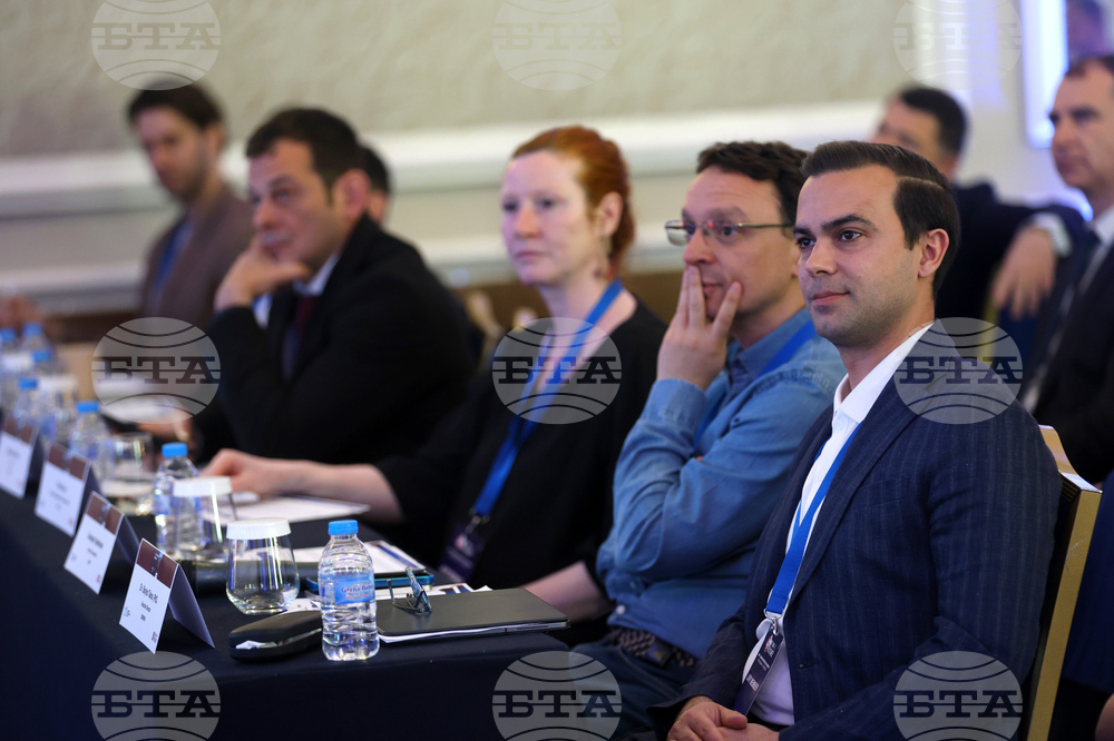 Mеждународна стартъп пътуваща изява „We Make Future“