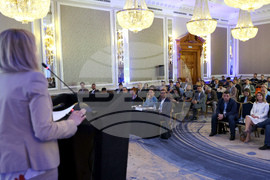 Mеждународна стартъп пътуваща изява „We Make Future“