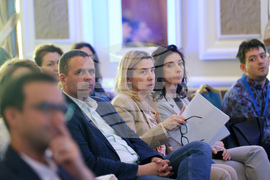 Mеждународна стартъп пътуваща изява „We Make Future“