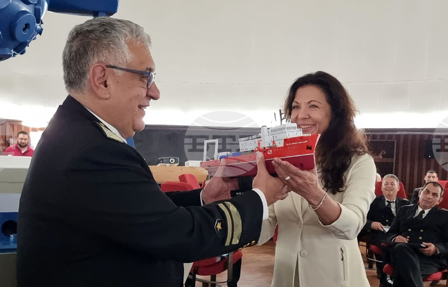 Варна - НИК 421 - екипаж - награждаване