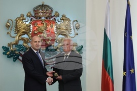 Румен Радев - военни пилоти - отличия