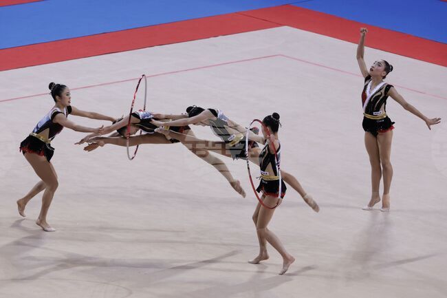 Световна купа по художествена гимнастика - ансамбълът на Япония