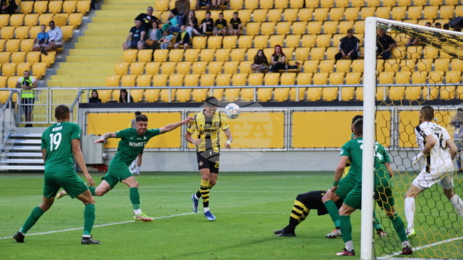 Ботев Враца победи Ботев Пловдив като гост и се изкачи на осмото място в efbet Лига