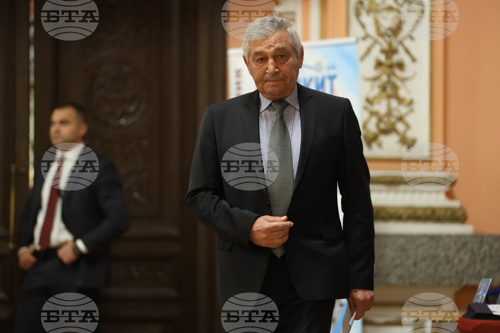 Международен ден на авиацията и космонавтиката - честване