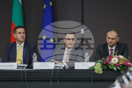 Никола Стоянов - Служби по търговско-икономическите въпроси - среща