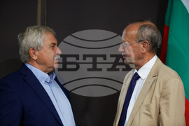 Никола Стоянов - Служби по търговско-икономическите въпроси - среща