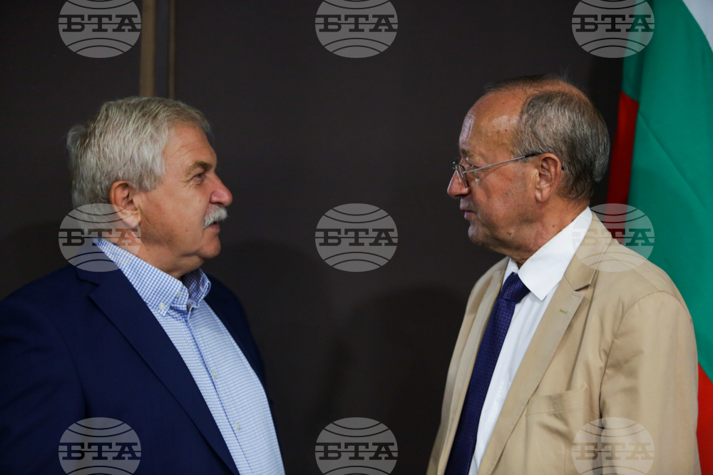 Никола Стоянов - Служби по търговско-икономическите въпроси - среща