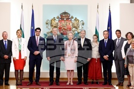 Румен Радев - Андреа Вике - награждаване